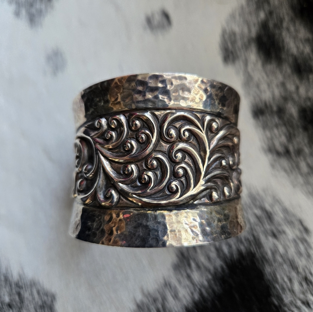 Vintage Lois Hill Cuff